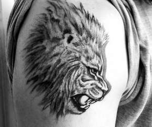 photo Toutie tattoo Moissac 9643
