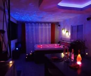 photo Lovenight appartements avec jacuzzi spa privatif Auterive 10123