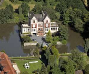 Chateau De Quesmy Gites Et Chambres D Htes