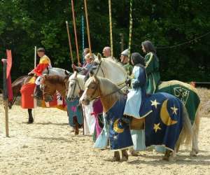 Association Des Chevaliers De La Montagne Couronne