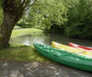 Picardie  En Canoe -  Hubert Wynands