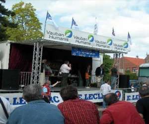 photo The planet megafolie Laon 2798