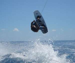 photo Ski nautique club de tahiti Punaauia 3515