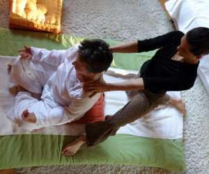 Praticienne En Massage Bien-etre Agreee A La Ffmbe Praticienne En Massage Bien-etre Agreee A La Ffmbe