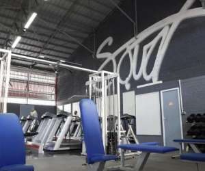 photo Squat fitness Fort De France 3954