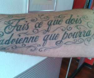 photo Lucas tattoo St Gilles Les Bains 4196