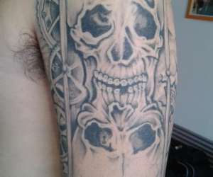 photo Lucas tattoo St Gilles Les Bains 4202