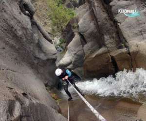 photo Canyoning avec parciparla canyoning St Gilles Les Bains 5291