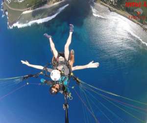 photo Insul'air parapente St Leu 5880