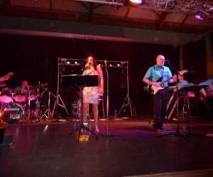 photo Orchestre elyps : soires dansantes, mariages, rveillons Dijon 2883