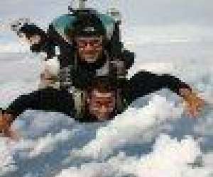 photo Club de parachutisme parisjump Cheu 3293