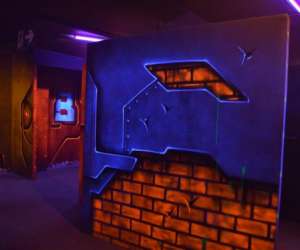 Galactik Laser Game