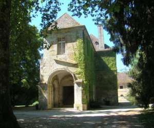 photo Abbaye de beze, son parc et son jardin de fleurs  Beze 5512