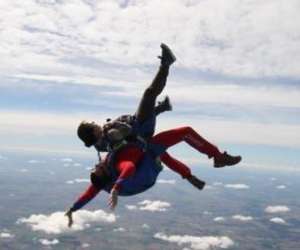 photo Centre de parachutisme paris nevers Nevers 5071