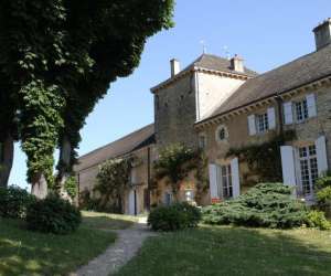 photo Delphine et markus schaefer chambres et tables d'htes ' chateau de messey ' Ozenay 2944
