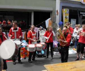 Chenee Musical Band Socit Fonde En 2010