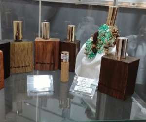 photo Parfumerie  parfums - atelier de parfums - philippeville Philippeville 12352