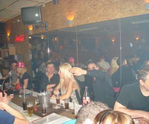 photo Karaoke - salle de fete - soiree dansante - cours de danses  Lige 4442