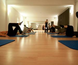 Room4 - "yoga
