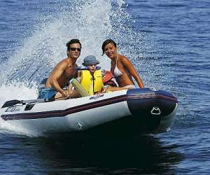 photo Aloc - boat location pedalos - bateaux -banana Yverdon-les-bains 1 361