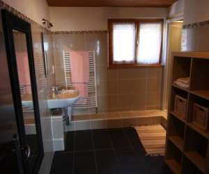 photo Bed and breakfat Bursins 526