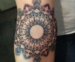 photo Freak chic tattoo piercing Bulle 2301