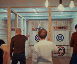 Axvetik - Helvetic Axe Throwing