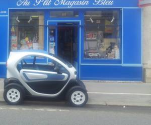 Au Petit Magasin Bleu