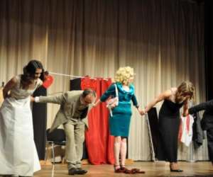 photo Act'amuse troupe et atelier de thtre amateur Blere 5114