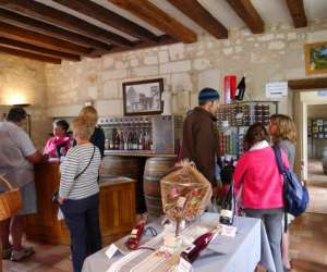 Maison Des Vins De Bourgueil