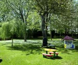 photo Loc meubles- chambres et table d'hôtes de la pommeraye Morgny La Pommeraye 3760