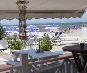 photo Palm beach Port Camargue 3710