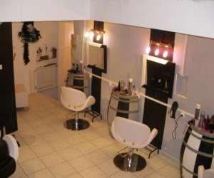 L Et B   Salon  Coiffure