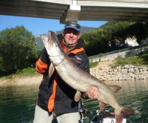 photo Pche en terre catalane - carnassiers et salmonids Angoustrine Villeneuve De 9953