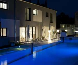 Hôtel 111***** Hôtel 111*****