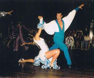 Ecole De Danse De Bal Et Sportive