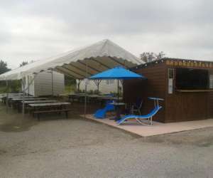 Restaurant   Bar  Camping  Clos Du Thym