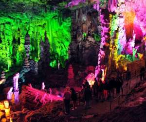 photo Grotte de la salamandre Mejannes Le Clap 16324