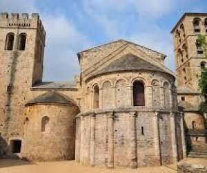 Abbaye De Caunes Minervois