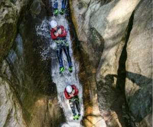 photo Pyrnes canyoning by max & lola Leucate 19660