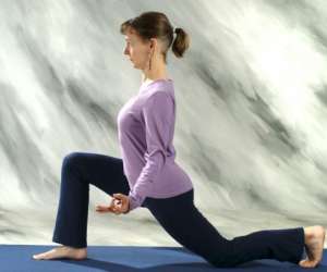 photo Centre yoga equilibre Savonnieres Devant Bar 3379