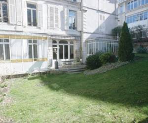 Au Pavillon Au Pavillon