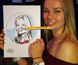 photo Betty - caricaturiste - portraitiste St Die Des Vosges 5864